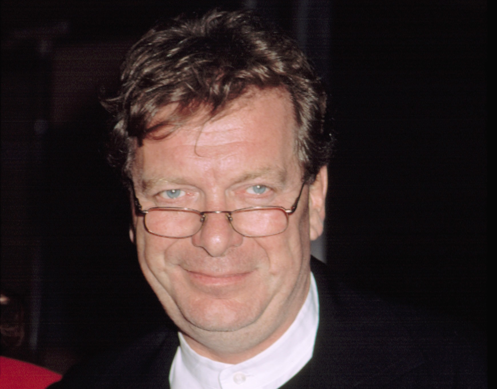 Tony Wilson war ein glühender Manchester United Fan und in England durch die Granada Reports bekannt - Er starb 2007 im Alter von 57 Jahren. Foto: Shutterstock
