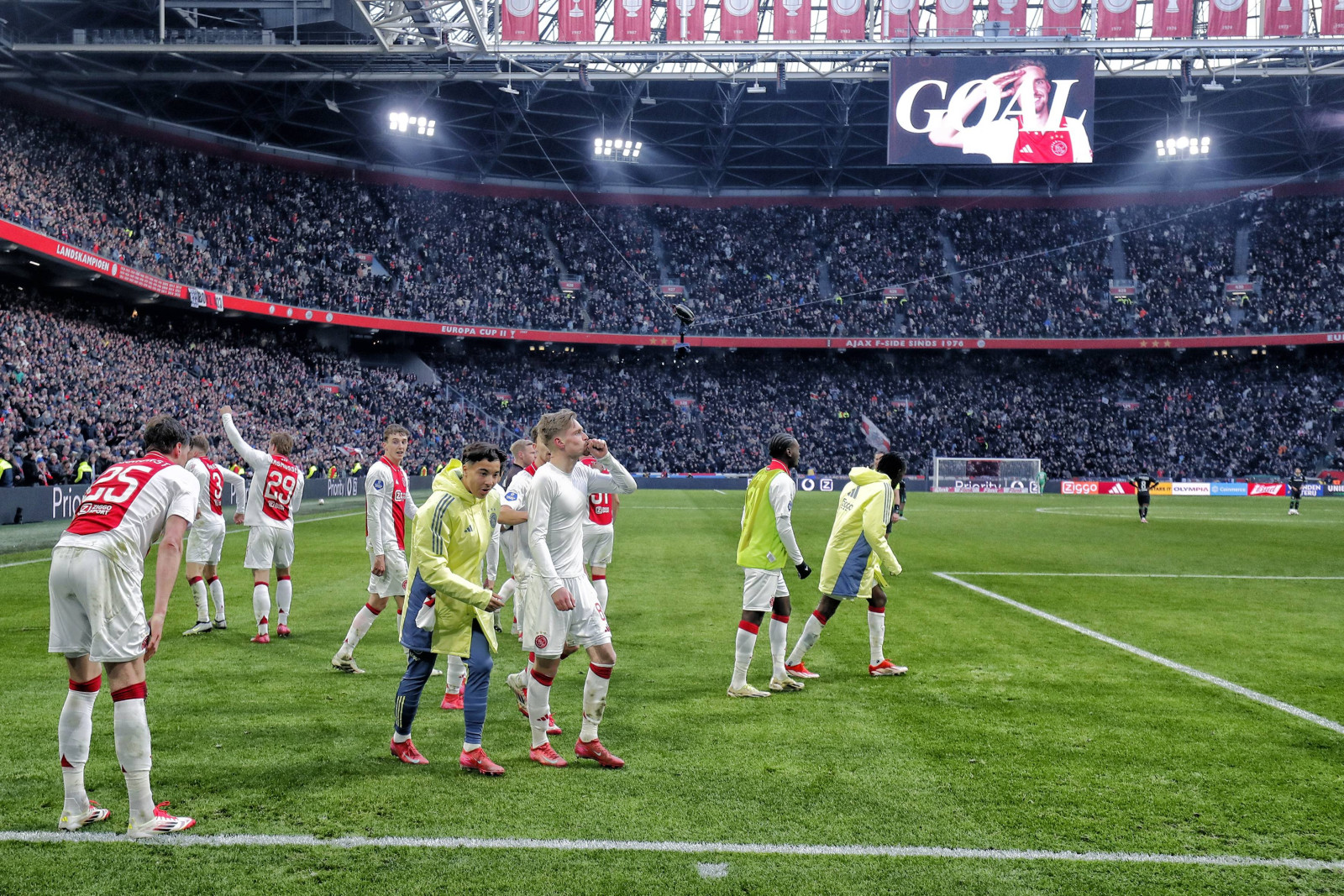 Kenneth Taylor Ajax Feyenoord Klassieker