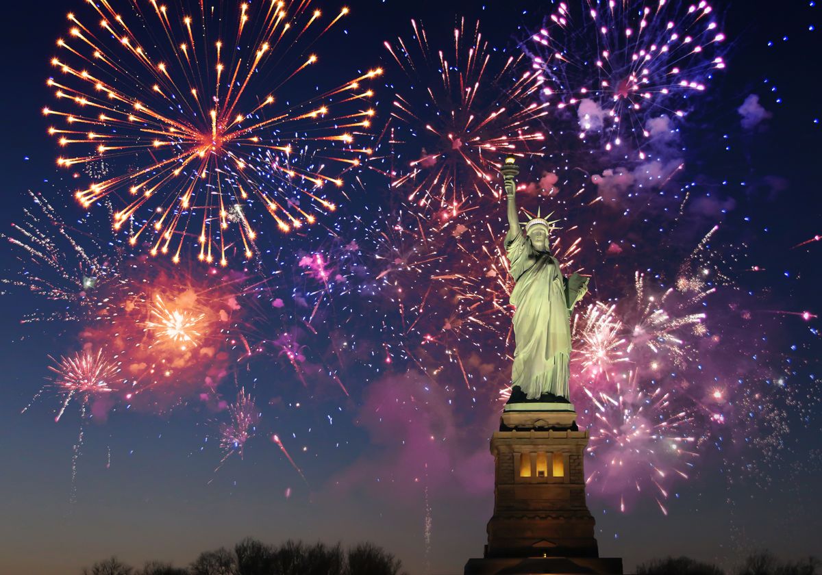 Silvester Bootstour auf dem Hudson mit Feuerwerk an der Freiheitsstatue