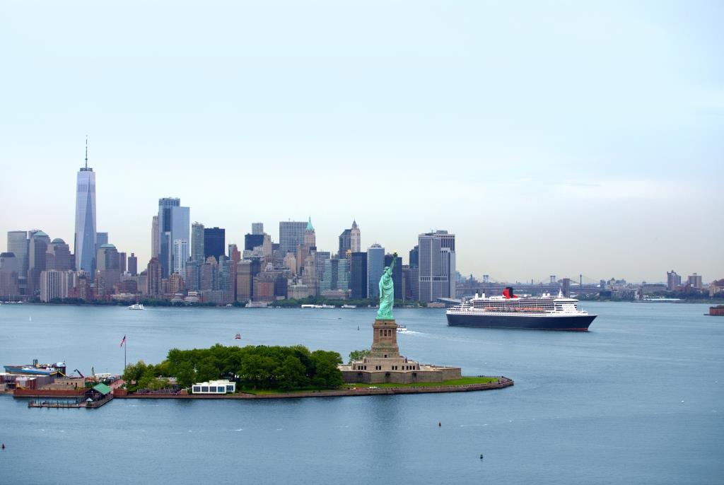 Queen Mary 2 - Abfahrt aus New York